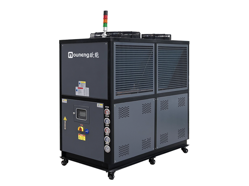 常規(guī)冷水機(jī)設(shè)備尺寸多大？